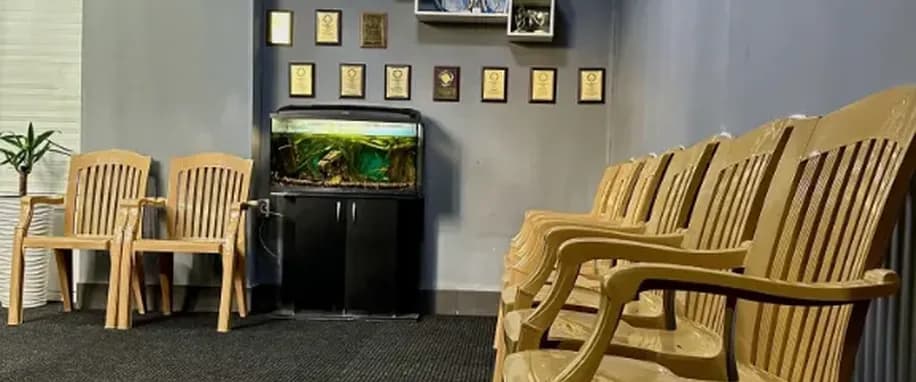 gallery slide